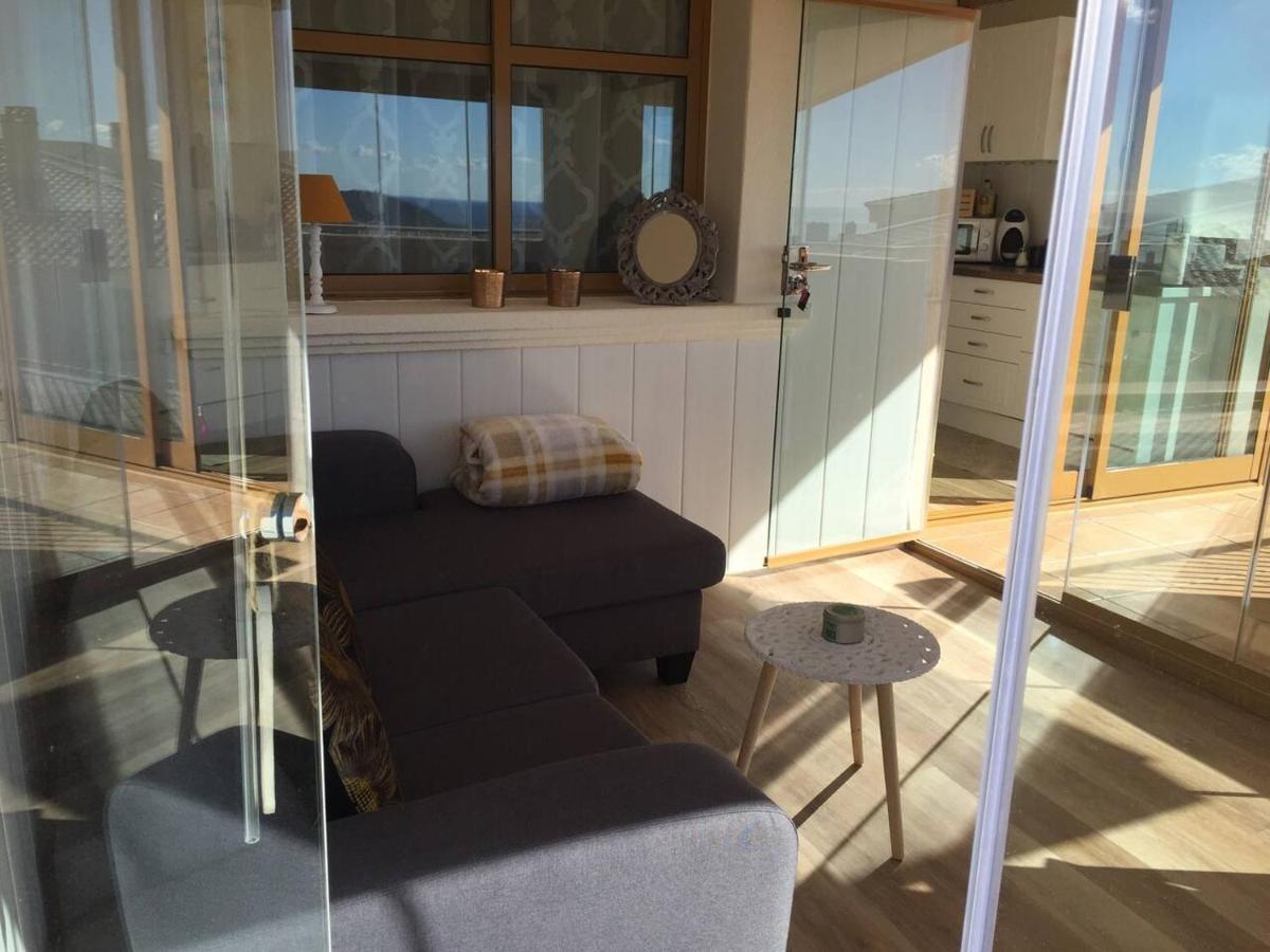 2 Bed Penthouse Apartment - Sea Views - Sleeps 4 Finestrat Exterior foto