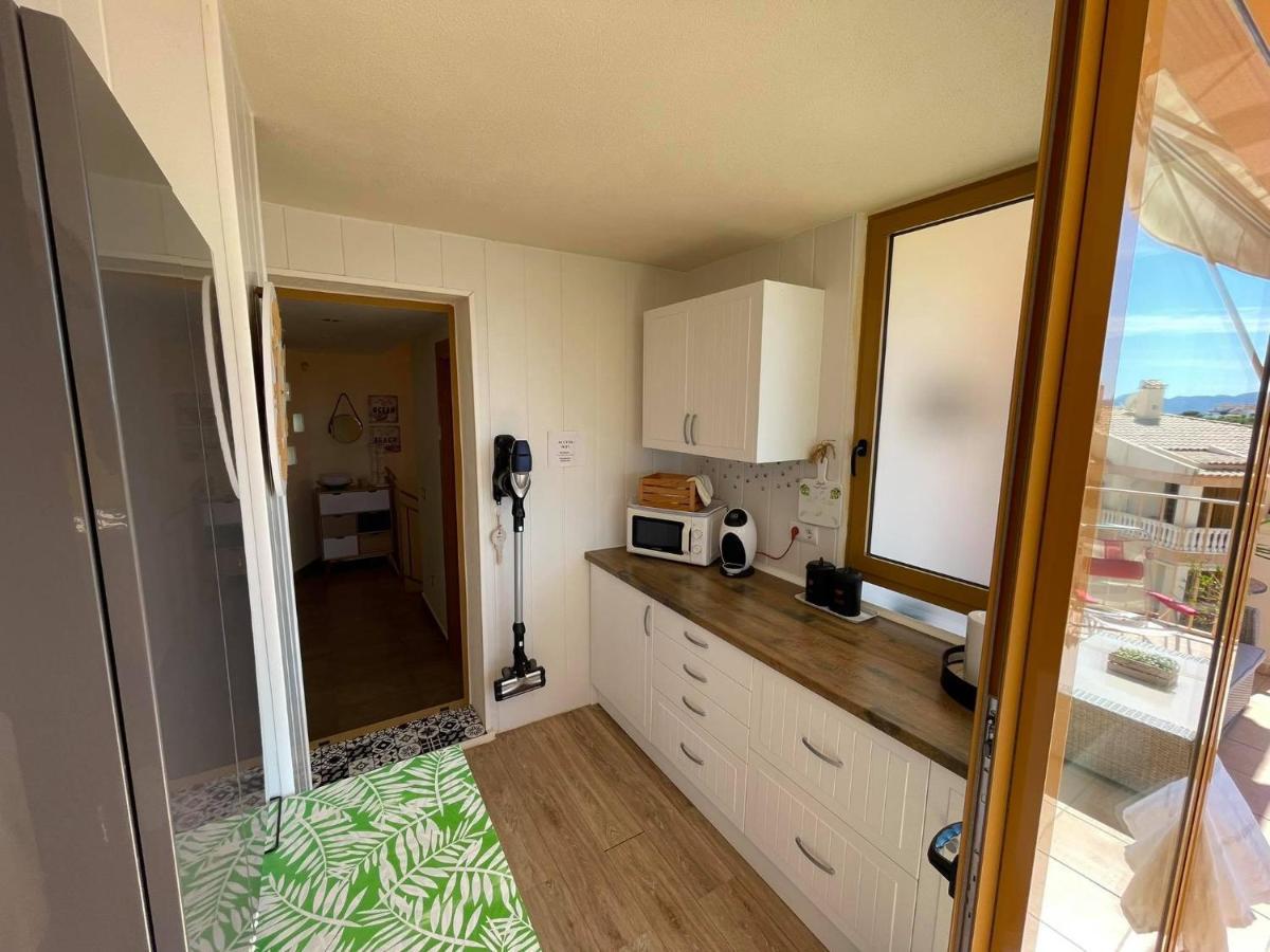 2 Bed Penthouse Apartment - Sea Views - Sleeps 4 Finestrat Exterior foto